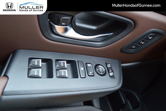 Photo of 2025 Modern Steel Metallic Honda Pilot