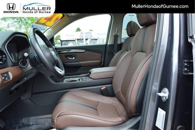 Photo of 2025 Modern Steel Metallic Honda Pilot