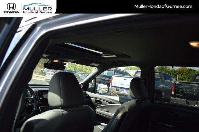 Photo of 2022 Sonic Gray Pearl Honda Passport