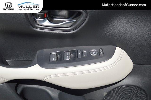 Photo of 2026 Platinum White Pearl Honda HR-V