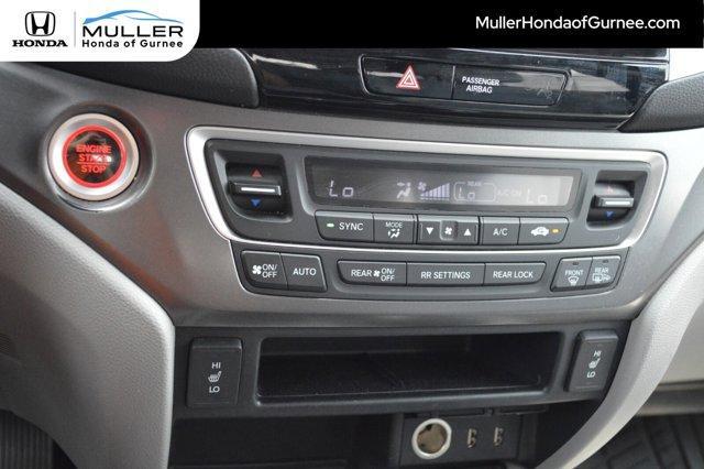 Photo of 2017 Crystal Black Pearl Honda Pilot