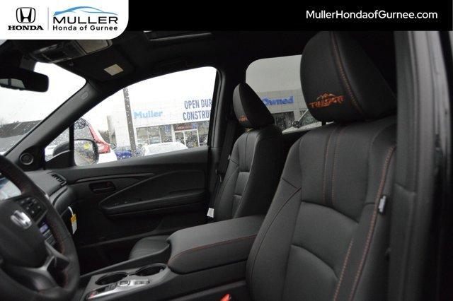 Photo of 2025 Crystal Black Pearl Honda Ridgeline