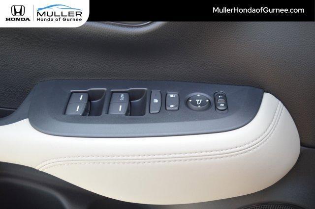 Photo of 2026 Pearl Honda HR-V
