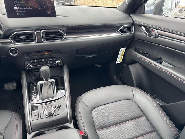 Photo of 2025 Jet Black Mica Mazda CX-5