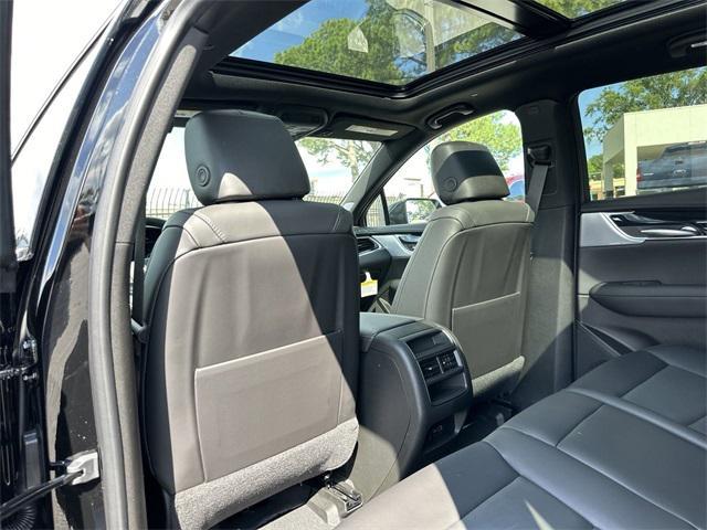 Photo of 2025 Stellar Black Metallic Cadillac XT5