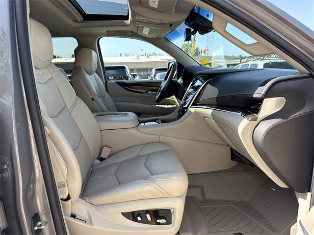 Photo of 2018 Bronze Dune Metallic Cadillac Escalade
