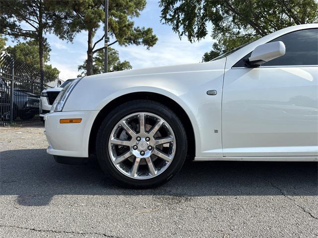 Photo of 2006 White Diamond Cadillac STS