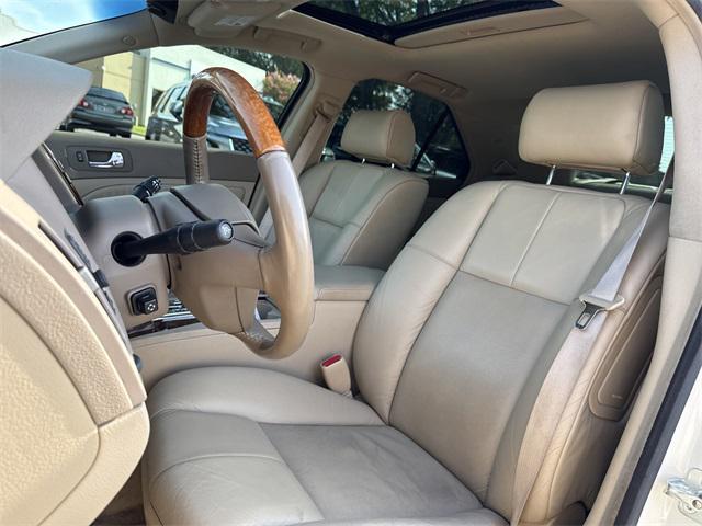 Photo of 2006 White Diamond Cadillac STS
