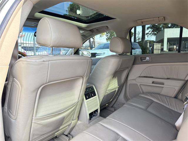 Photo of 2006 White Diamond Cadillac STS