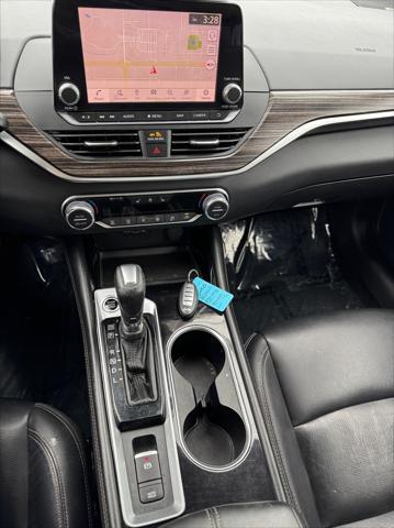 Photo of 2020 Storm Blue Metallic Nissan Altima