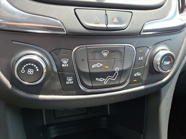 Photo of 2022 Iron Gray Metallic Chevrolet Equinox