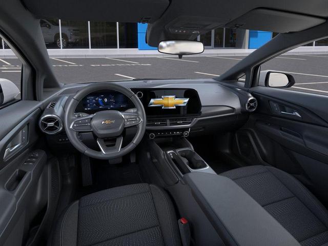 Photo of 2026 Summit White Chevrolet Equinox EV