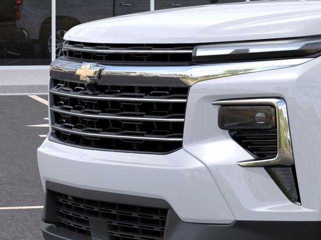 Photo of 2026 Summit White Chevrolet Traverse
