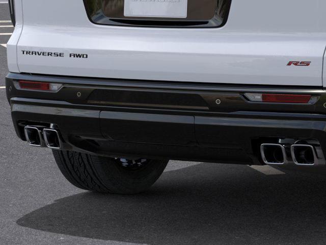 Photo of 2026 Polar White Tricoat Chevrolet Traverse