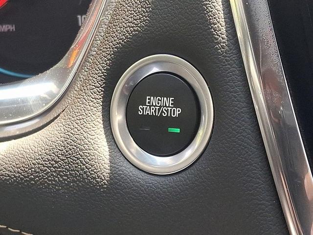 Photo of 2023 Mosaic Black Metallic Chevrolet Traverse