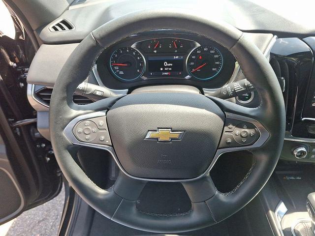 Photo of 2023 Mosaic Black Metallic Chevrolet Traverse