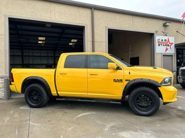 Photo of 2016 Yellow RAM 1500