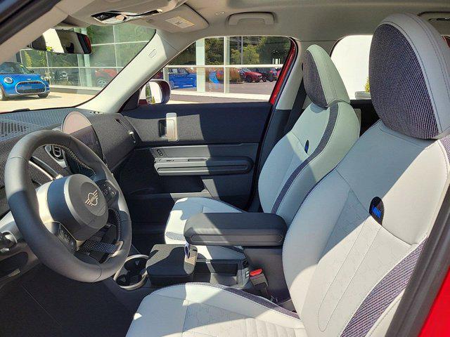Photo of 2025 Chili Red II MINI Countryman