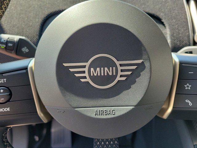 Photo of 2025 Chili Red II MINI Countryman