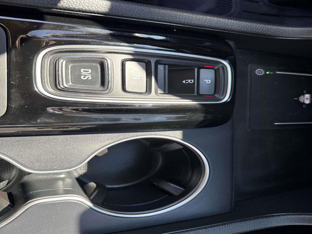 Photo of 2023 Obsidian Blue Pearl Honda Pilot