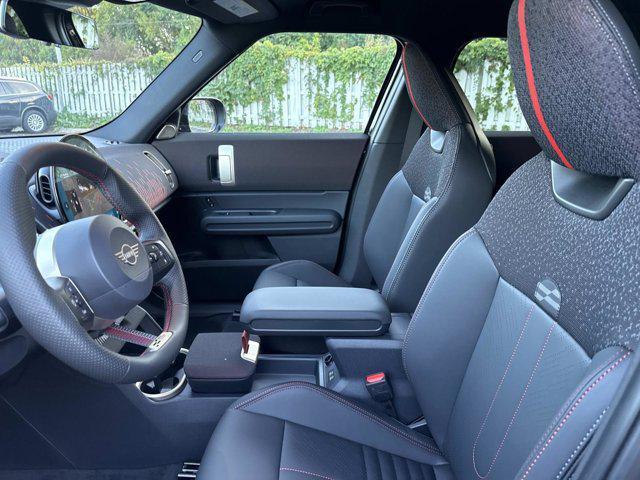 Photo of 2026 Midnight Black MINI Countryman