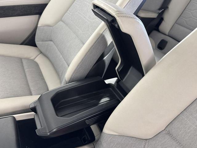 Photo of 2015 Laurel BMW i3