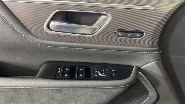 Photo of 2025 Coulis Red INFINITI QX80
