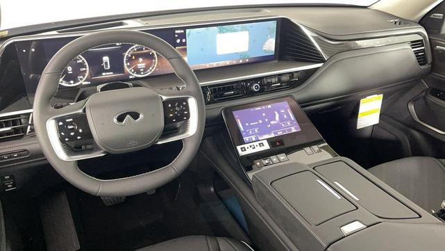 Photo of 2025 Coulis Red INFINITI QX80