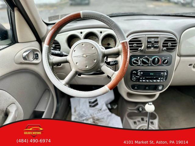 Photo of 2004 Gold Chrysler PT Cruiser