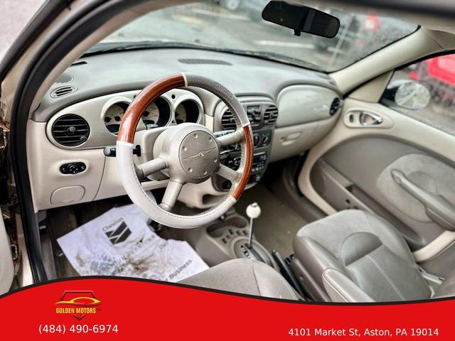 Photo of 2004 Gold Chrysler PT Cruiser