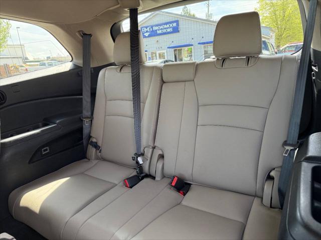 Photo of 2018 Black Forest Pearl Honda Pilot