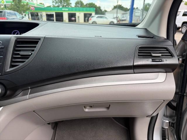 Photo of 2013 Alabaster Silver Metallic Honda CR-V