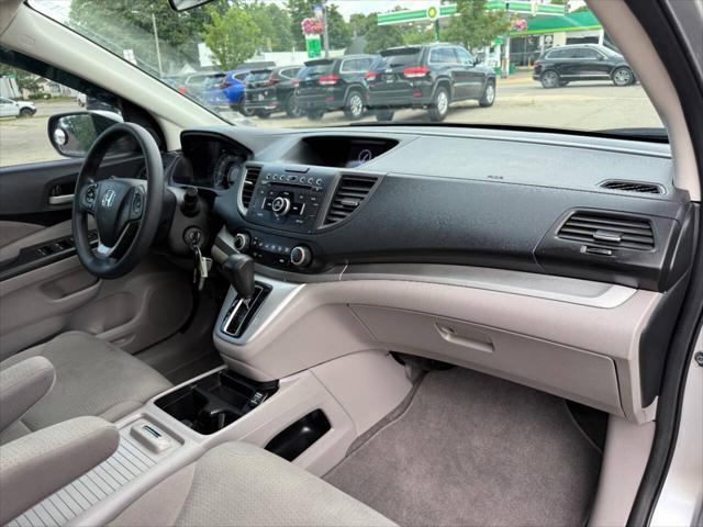 Photo of 2013 Alabaster Silver Metallic Honda CR-V