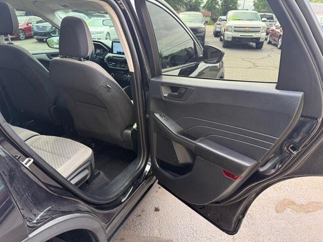 Photo of 2022 Agate Black Ford Escape