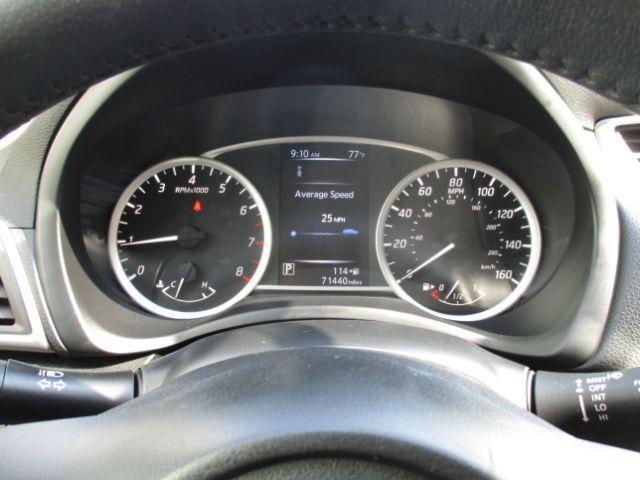 Photo of 2018 Aspen White Nissan Sentra