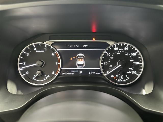 Photo of 2023 Super Black Nissan Rogue