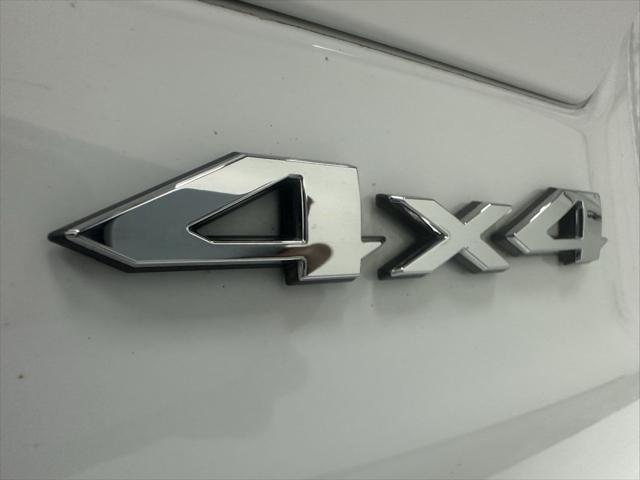 Photo of 2021 Bright White Clearcoat Jeep Grand Cherokee L