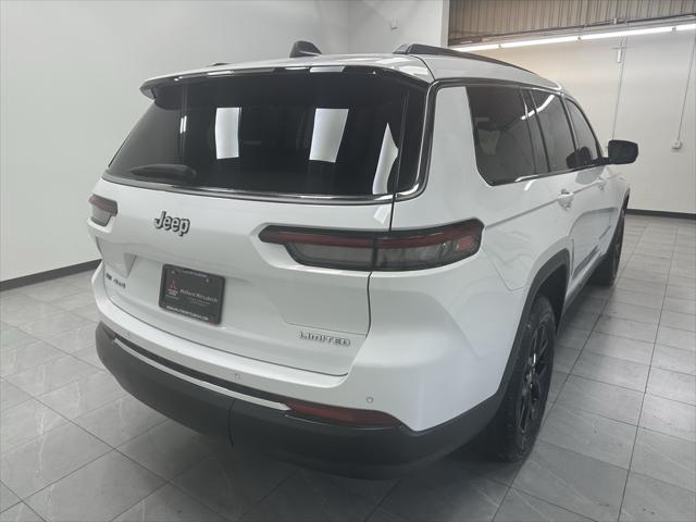 Photo of 2021 Bright White Clearcoat Jeep Grand Cherokee L