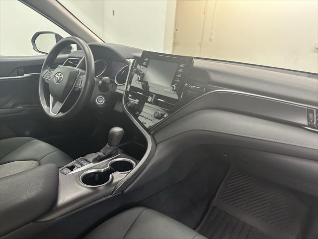 Photo of 2022 White Toyota Camry