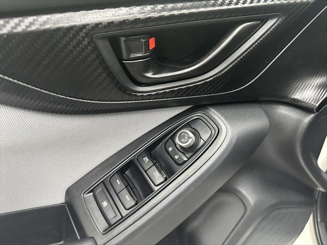 Photo of 2023 Crystal White Pearl Subaru Crosstrek