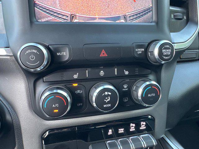 Photo of 2022 Diamond Black Crystal Pearlcoat RAM 1500