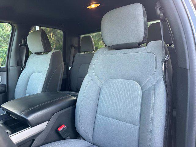Photo of 2022 Diamond Black Crystal Pearlcoat RAM 1500