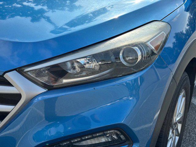 Photo of 2017 Caribbean Blue Hyundai TUCSON