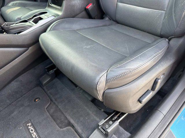 Photo of 2017 Caribbean Blue Hyundai TUCSON