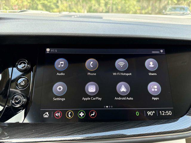 Photo of 2021 Summit White Buick Envision