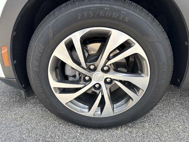 Photo of 2021 Summit White Buick Envision