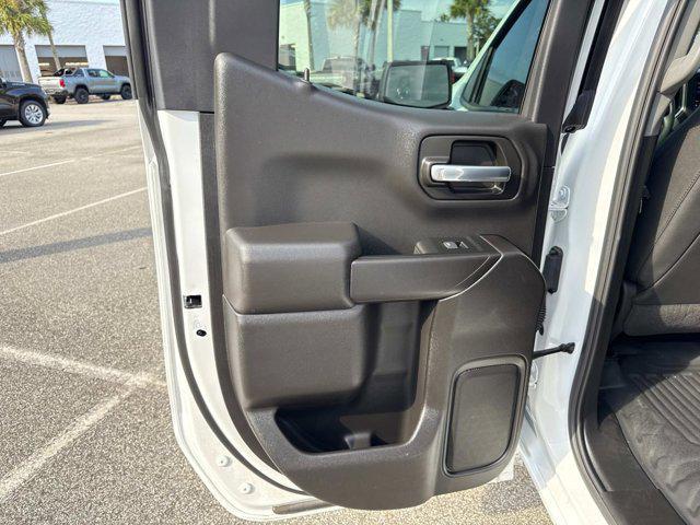 Photo of 2025 Summit White Chevrolet Silverado 1500
