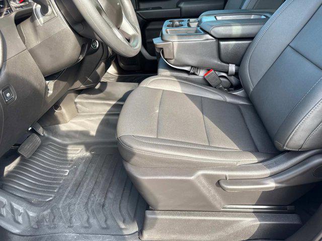 Photo of 2025 Summit White Chevrolet Silverado 1500