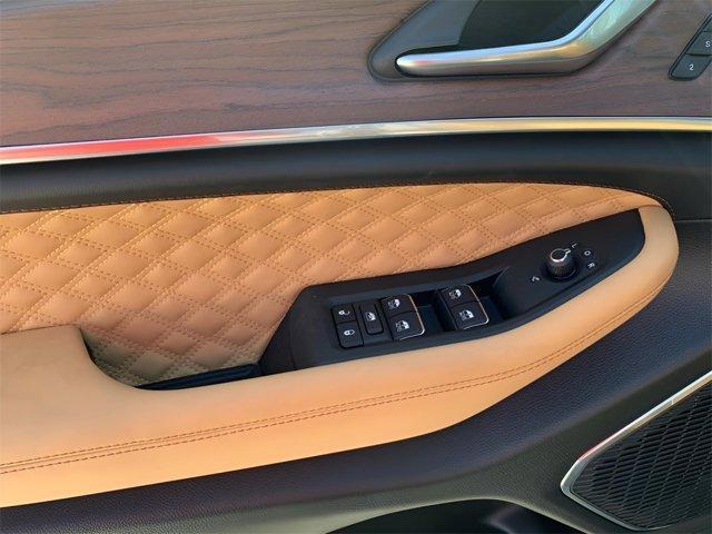 Photo of 2025 Metallic Jeep Grand Cherokee