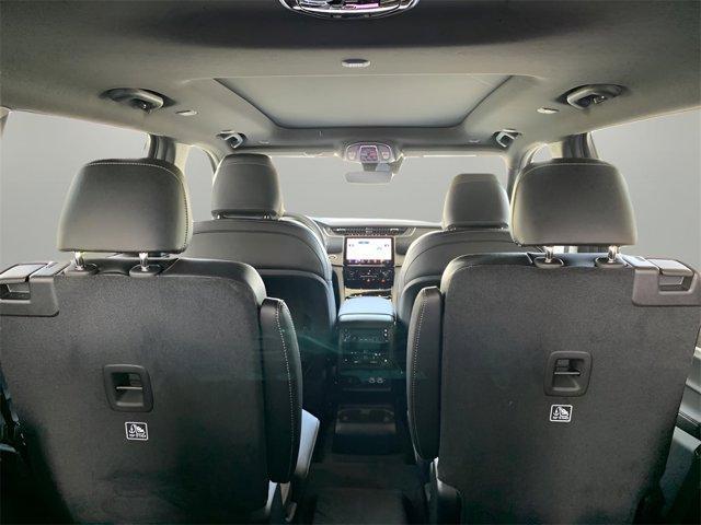 Photo of 2025 Diamond Black Jeep Grand Cherokee L